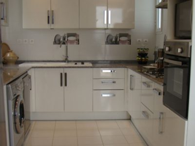 Cuisines en panneaux High Gloss