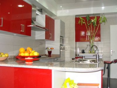 Cuisines en panneaux High Gloss