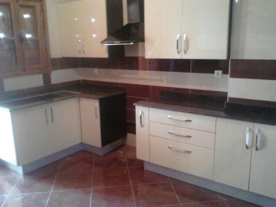 Cuisines en panneaux High Gloss