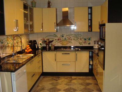 Cuisines en panneaux High Gloss