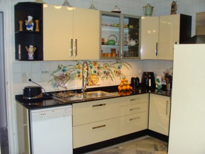 Cuisines en panneaux High Gloss