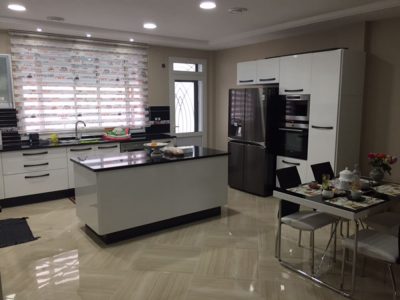 Cuisines en panneaux High Gloss